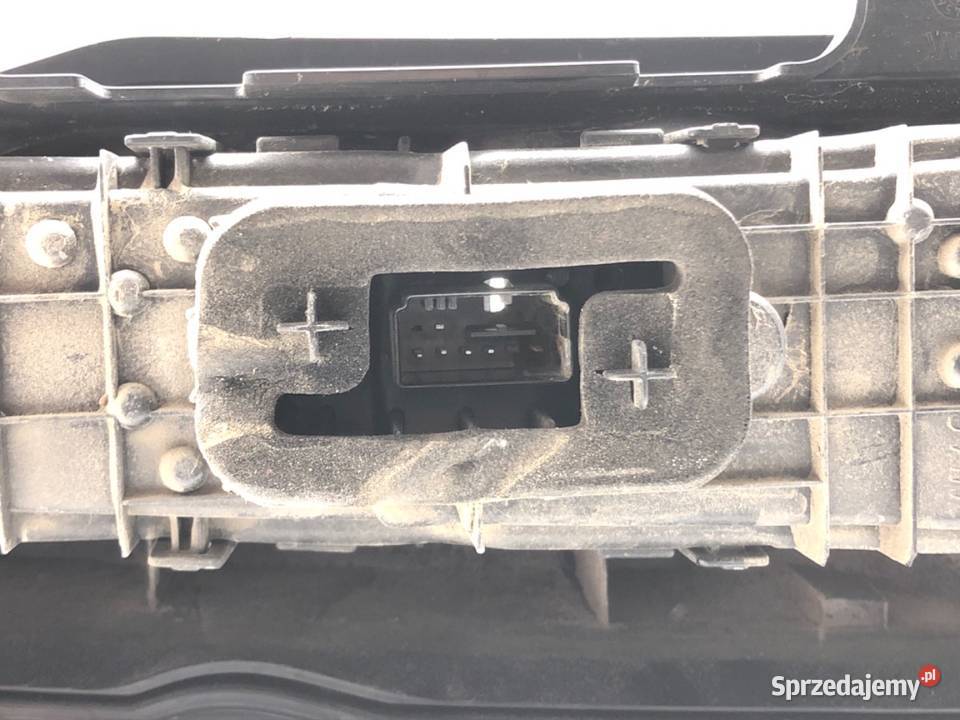 LAMPA PRAWY TYŁ VW CADDY V 2K7945096A Minivan podkarpackie