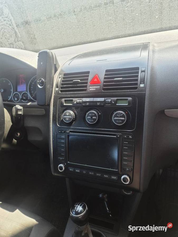 Sprzedam vw touran 2006r uszkodzona skrzynia Bodzentyn