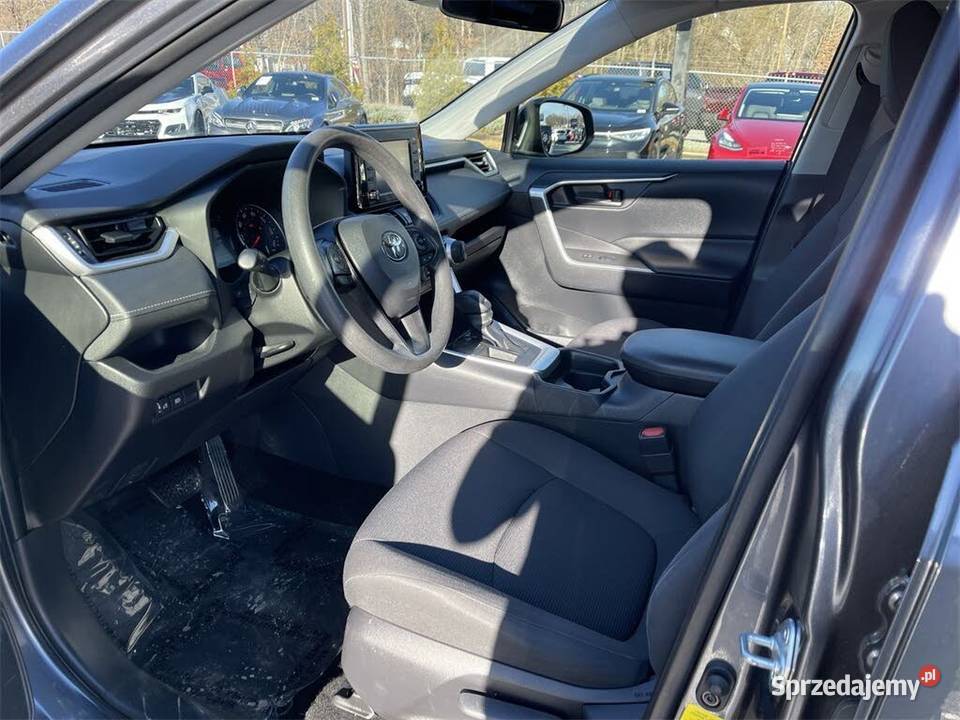 2019 Toyota RAV4 LE FWD bluetooth Lubiatówka