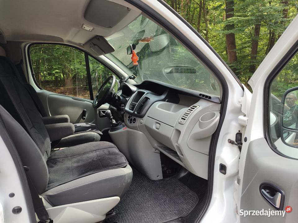 Renault Trafic polift 20HDi115mały przebieg MP3 Łęczna sprzedam