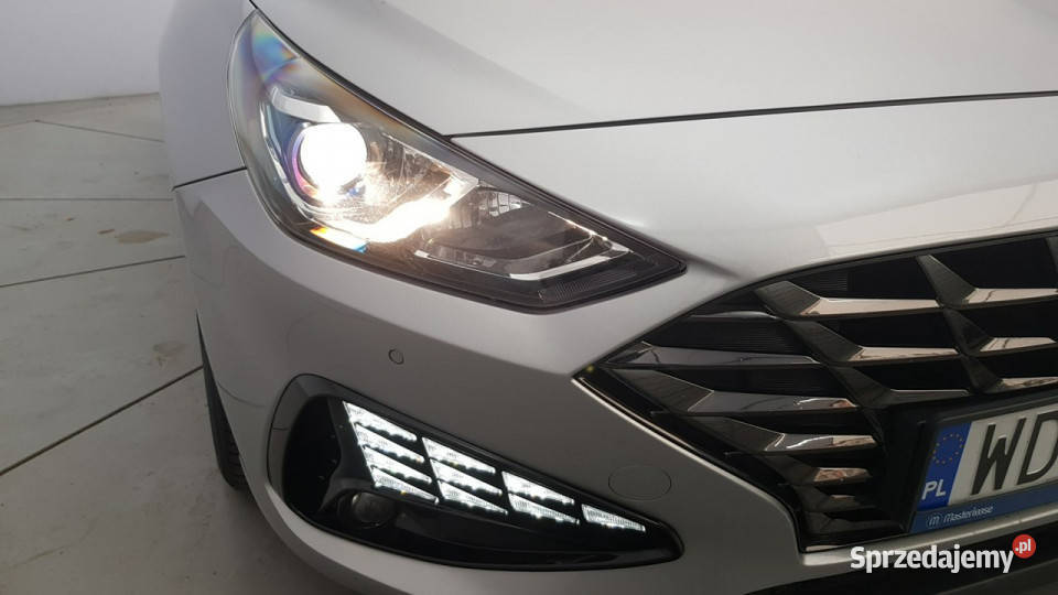 Hyundai i30 10 TGDI Modern Z Polskiego Salonu centralny zamek Warszawa