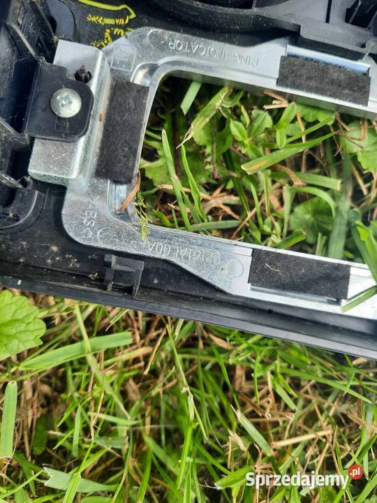 tunel środkowy subaru outback Rzeszów sprzedam