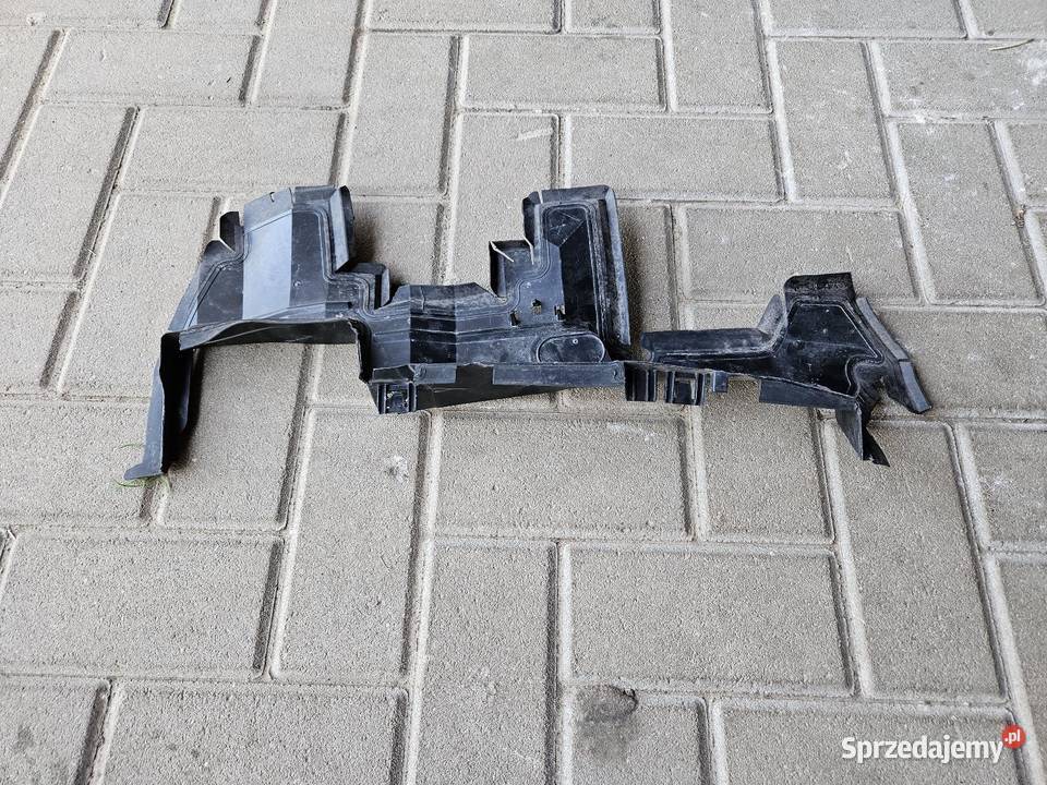 AUDI Q5 8R0 KIEROWNICA POWIETRZA PRAWA Międzychód