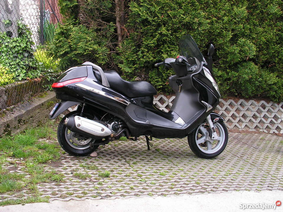 PIAGGIO X8 125 c X EVO X9 yamaha Xmax majesty