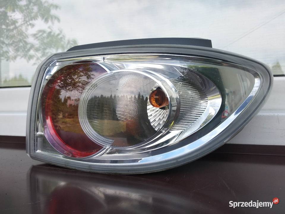 Mazda 2 DY LIFT FL lampa tył tylna prawa w Lampy tylne Sieradz
