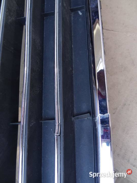 GRILL ATRAPA FORD FIESTA MK7 C1BB17B968A