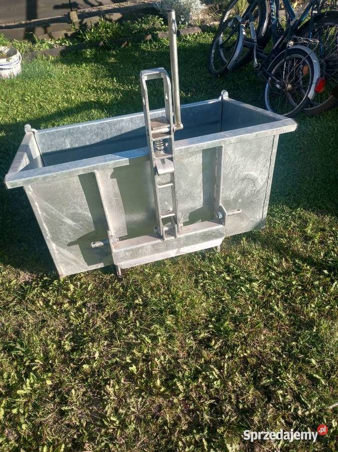 Skrzynia podwieszana Chojnice