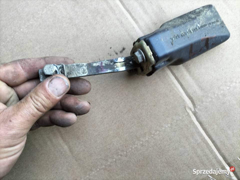 OGRANICZNIK DRZWI LEWY TYŁ 5D VW GOLF II 2 JETTA