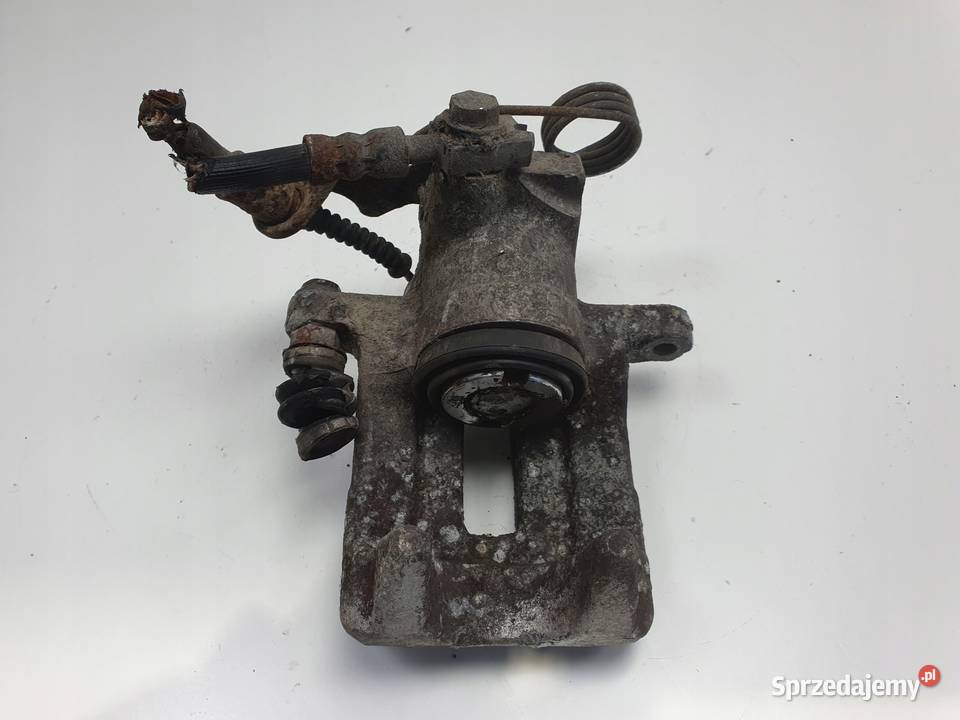 Vw Passat B5 Audi A4 B5 ZACISK HAMULCOWY Prawy osobowe Części samochodowe Chełm