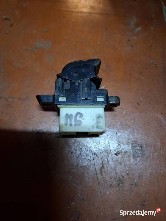 Przełącznik przycisk podnoszenia szyby prawy Przyborów