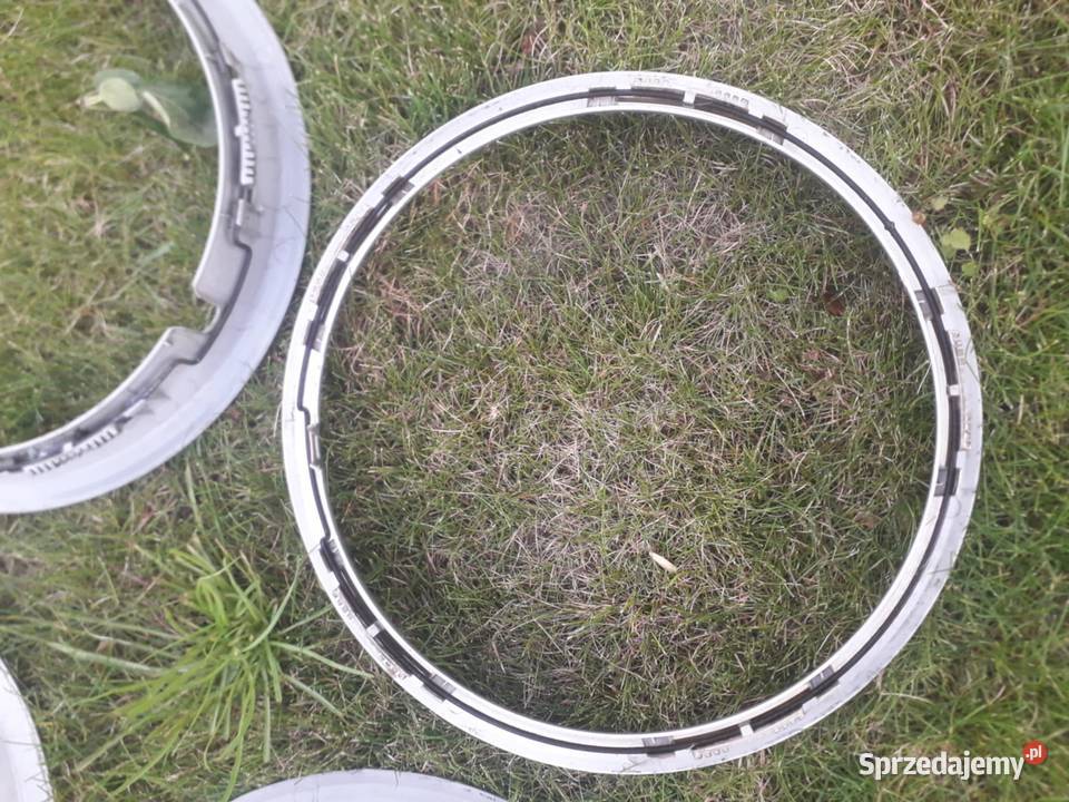 Obręcze kół felg Golf 2 3 Jetta Vento Passat B3 Pozostałe łódzkie Działoszyn sprzedam