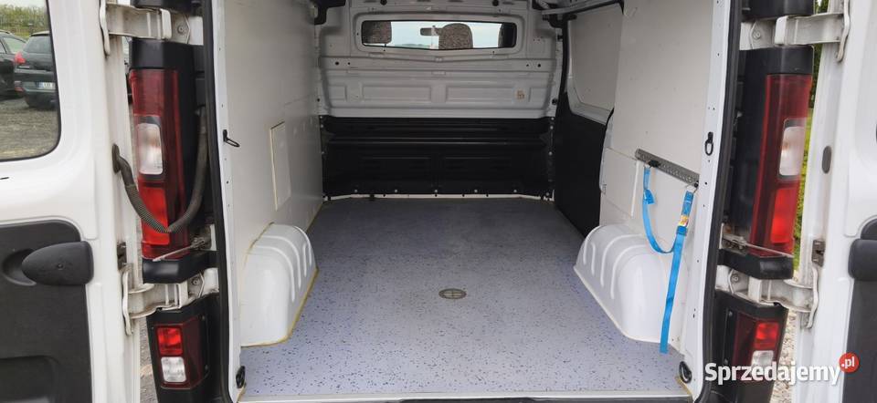 Opel Vivaro klima 2015r Poniatowa
