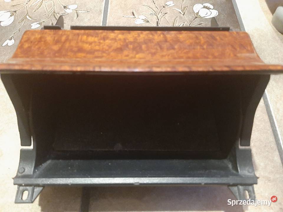 Lampa lampy Mercedes oryginał xenon popielniczka Skierniewice