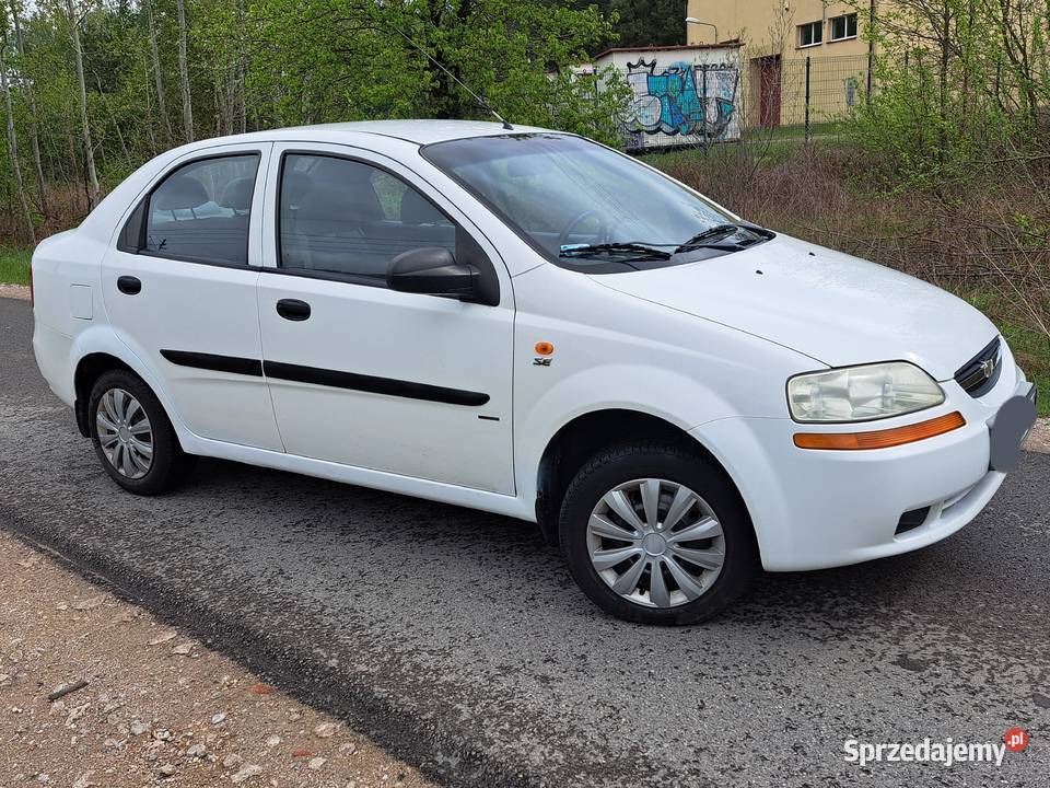 Sprzedam Chevrolet Aveo 15 8v benzyna 2004r Żyrardów
