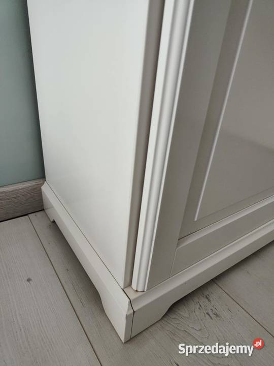 Witryny i komoda LIATORP IKEA