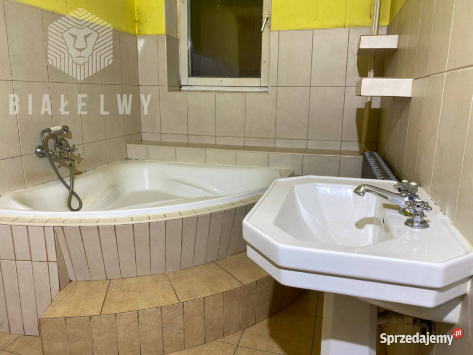 sprzedaży domu wolnostojącego 200m2 Nowy Targ Sprzedaż sprzedam