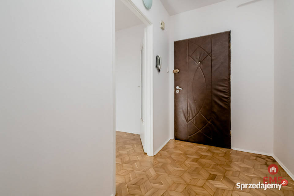 sprzedaży mieszkania 6162 metry 3 pokoje Białystok