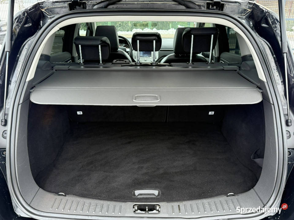 Ford Kuga Sledy4 X 4panoramadachnaviskóryaluz 289465km