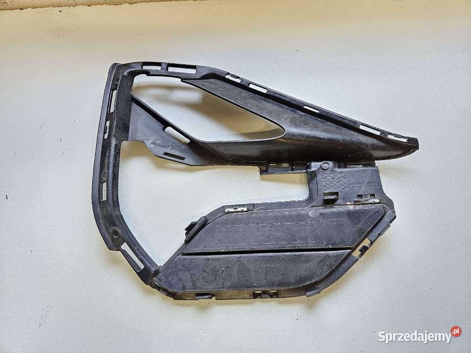 BMW X1 F48 LIFT KRATKA LEWA ZDERZAKA PRZÓD osobowe wielkopolskie Międzychód