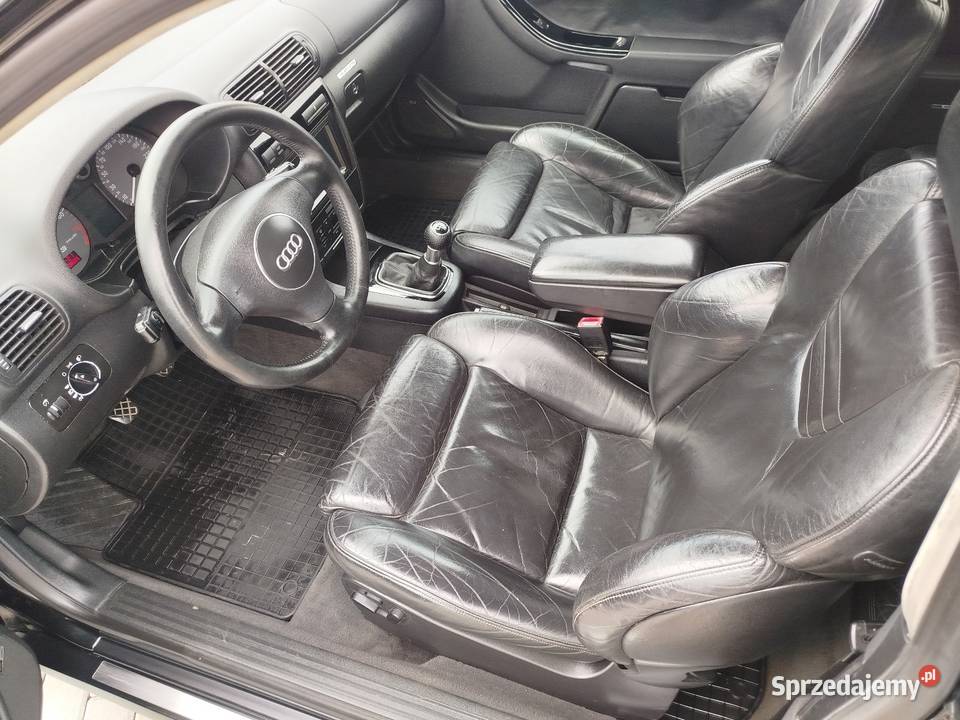 Czarne S3 18 turbo BAM Quattro Benzyna 2002 autoalarm