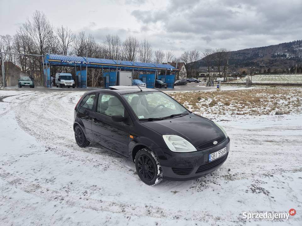 Ford Fiesta 14 benz 80 160 Szyberdach Nie zgnita