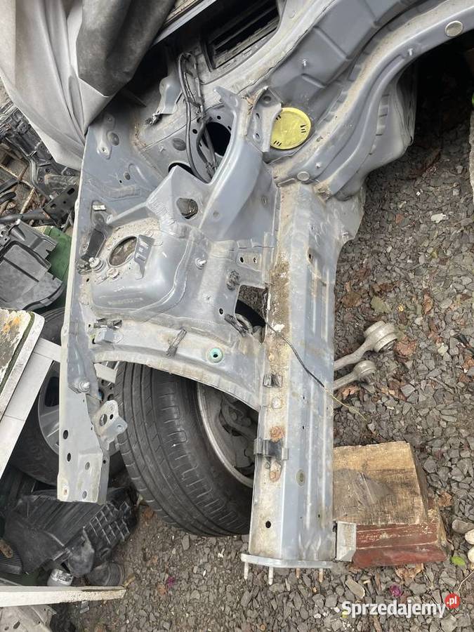 Ćwiartka podłużnica przód Bmw 1 e87 Prawa osobowe Szprotawa sprzedam