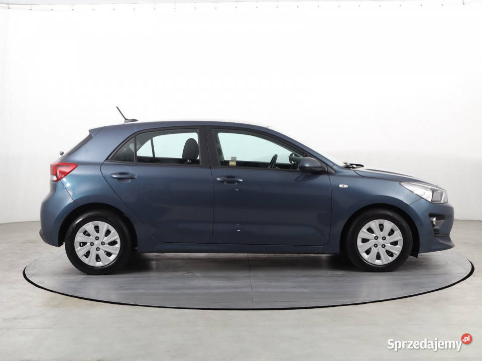 Kia Rio 10 TGDI światła przeciwmgielne Katowice