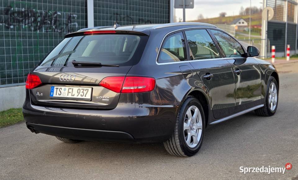 AUDI A4 B8 20TDI 170 CR 2009r QUATTRO ABS Humniska