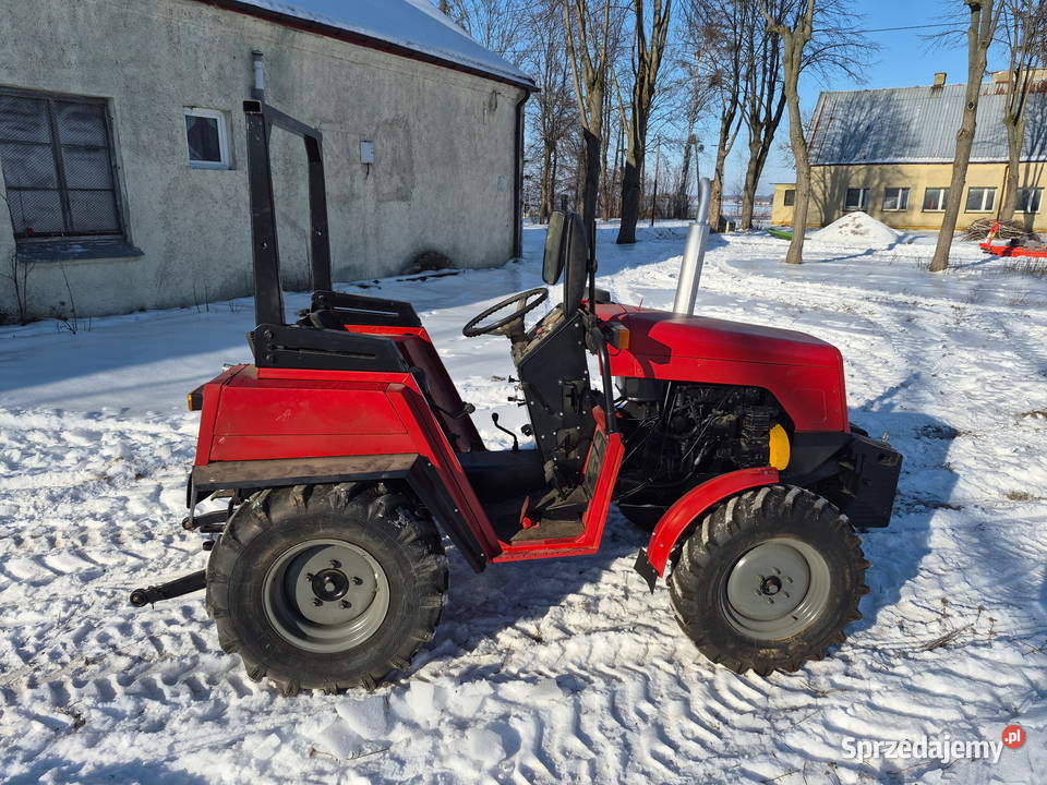 Ciągnik rolniczy Pronar MTZ320 dostępny w łódzkie Opoczno