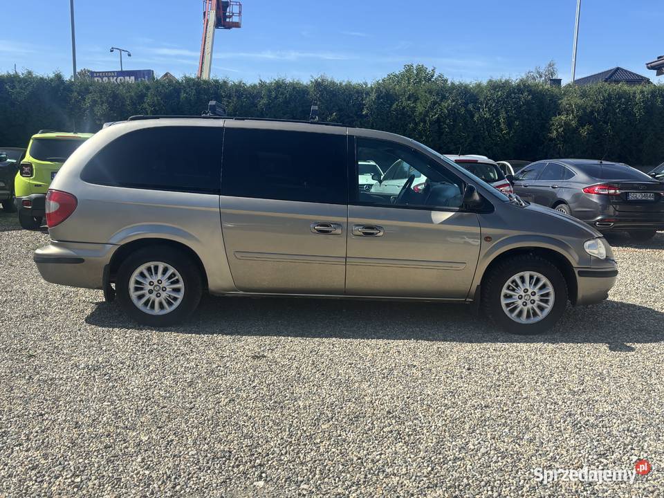 Chrysler Grand Voyager 2004r 7 osobowy Paniówki