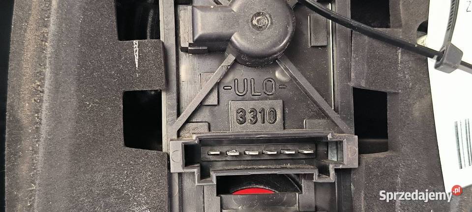 LAMPA PRAWA TYŁ MERCEDES BENZ A 140 Lipno