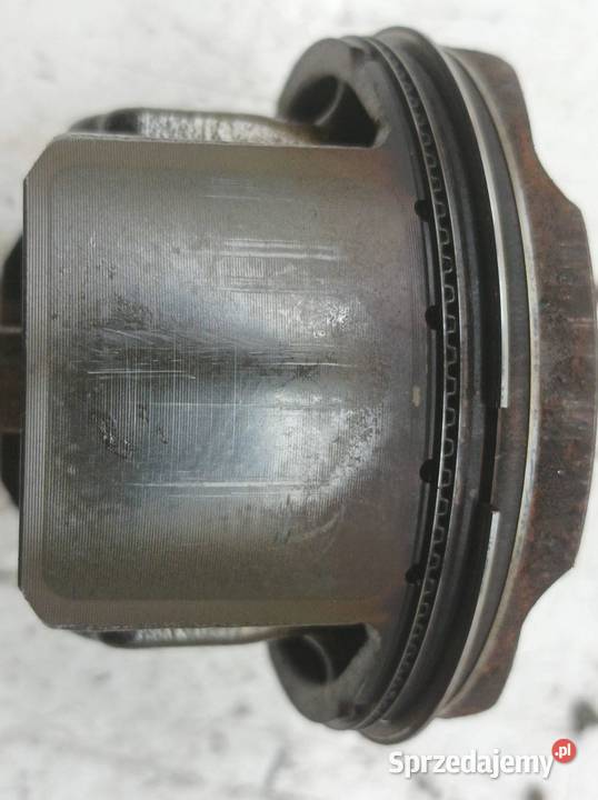 TŁOK KORBOWÓD 16 16V VVTI Toyota Corolla XI 2013 świętokrzyskie sprzedam