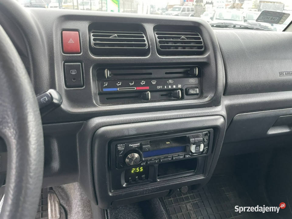 Suzuki Jimny 13 VVT 82 LPG 2003r 4WD relingi dachowe Wojkowice sprzedam