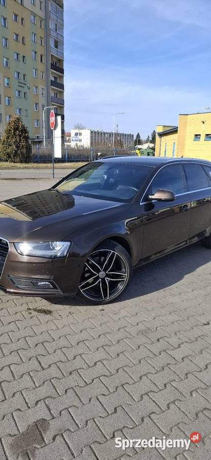 Sprzedaję Audi A4 B8 20tdi z 2013 roku nieuszkodzony łódzkie Sieradz