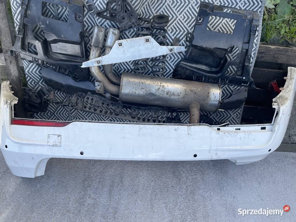 Kompletny tył BMW F31 A300 lift Mpakiet dyfuzor Stalowa Wola