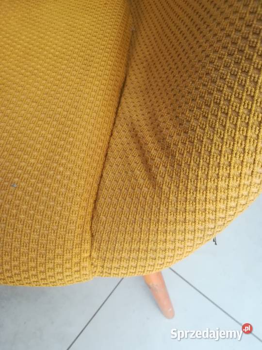 Fotel lata 60 muszelka projekt Miroslav Navratil