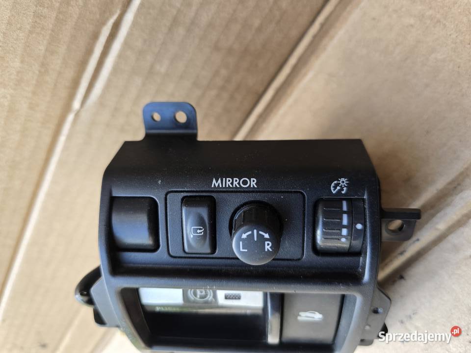 Subaru Outback IV BR włącznik hamulca ręcznego Wyposażenie wnętrza