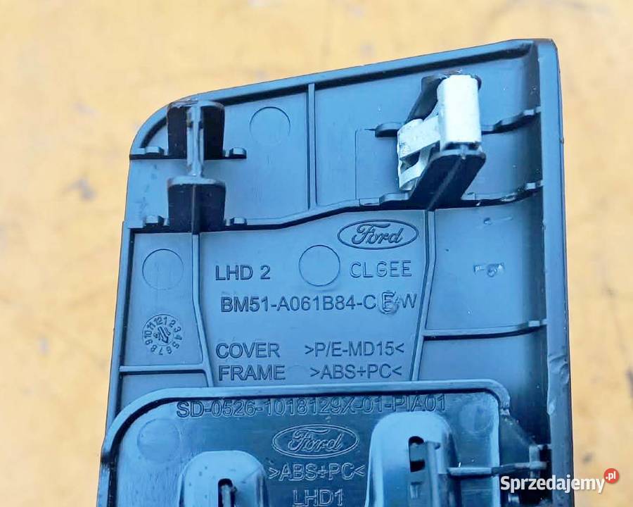 FORD FOCUS MK3 10 MIESZEK RAMKA HAMULCA RĘCZNEGO Gałki i mieszki Motoryzacja mazowieckie Radom