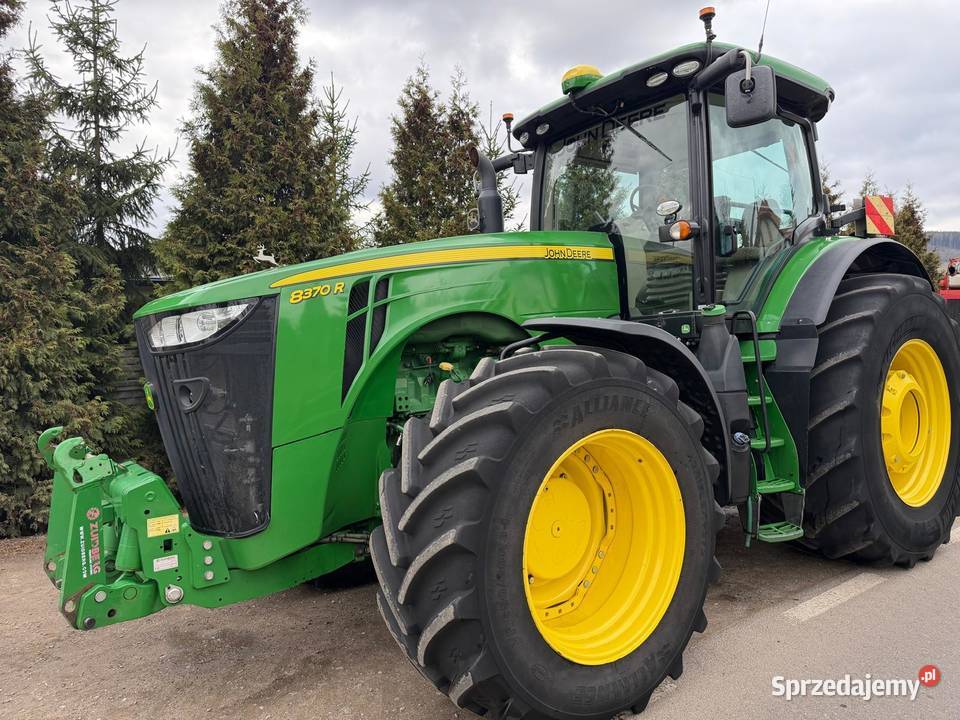 Ciągnik rolniczy John Deere 8370R E23