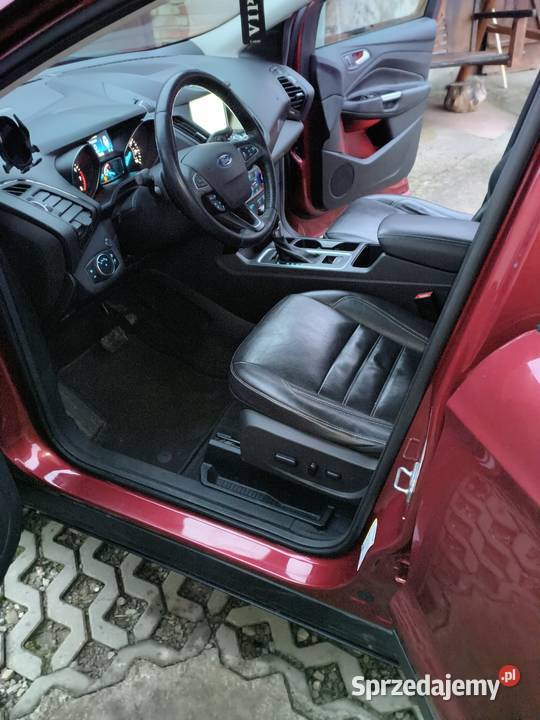 Ford EscapeKuga 20 EcoBoost TITANIUM 4WD 242 podkarpackie Czeluśnica sprzedam