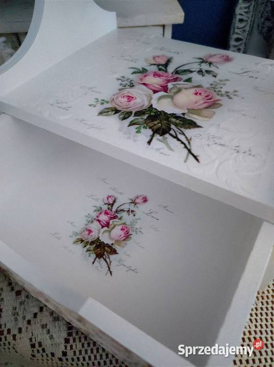 Toaletka komódka z lustrem rękodzieło Czarków