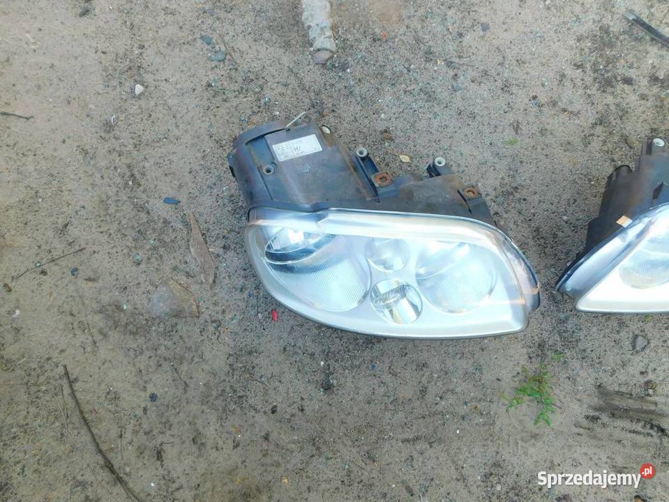 touran I lampa prawa WYSYŁKA