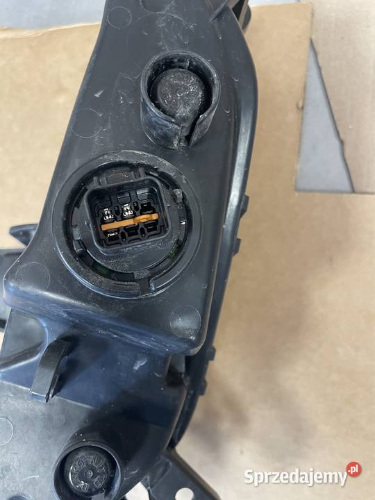 Hyundai i30 III halogen led prawy przód Kozubszczyzna
