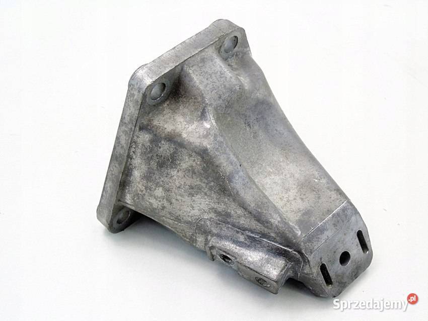 ŁAPA WSPORNIK SILNIKA 30 B V6 AUDI A4 B6 A6 C5
