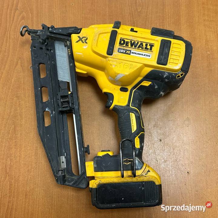 Gwoździarka DeWALT 16Ga 18V DCN660N aku 5 Ah Gwoździarki Elbląg