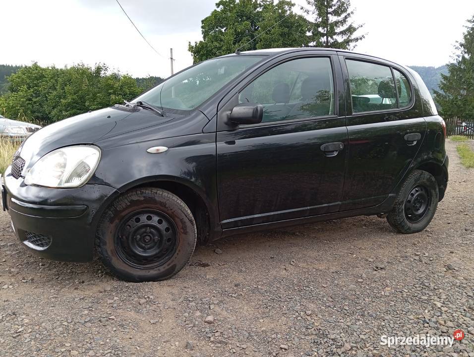 Toyota Yaris 10 benzyna wspomaganie 5 drzwi 998cm3 Yaris dolnośląskie Wałbrzych