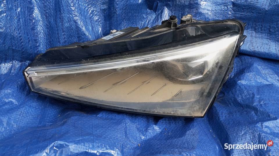 657941015A SKODA SCALA LAMPA REFLEKTOR LEWY osobowe Nowy Tomyśl