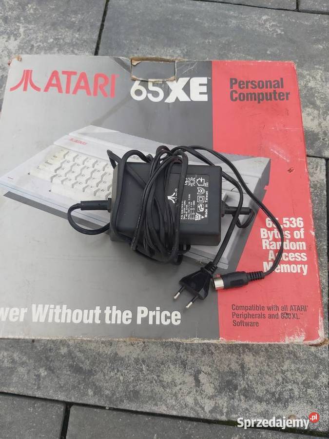 Sprzedam komputer z zasilaczem ATARI na ziecjach Częstochowa sprzedam