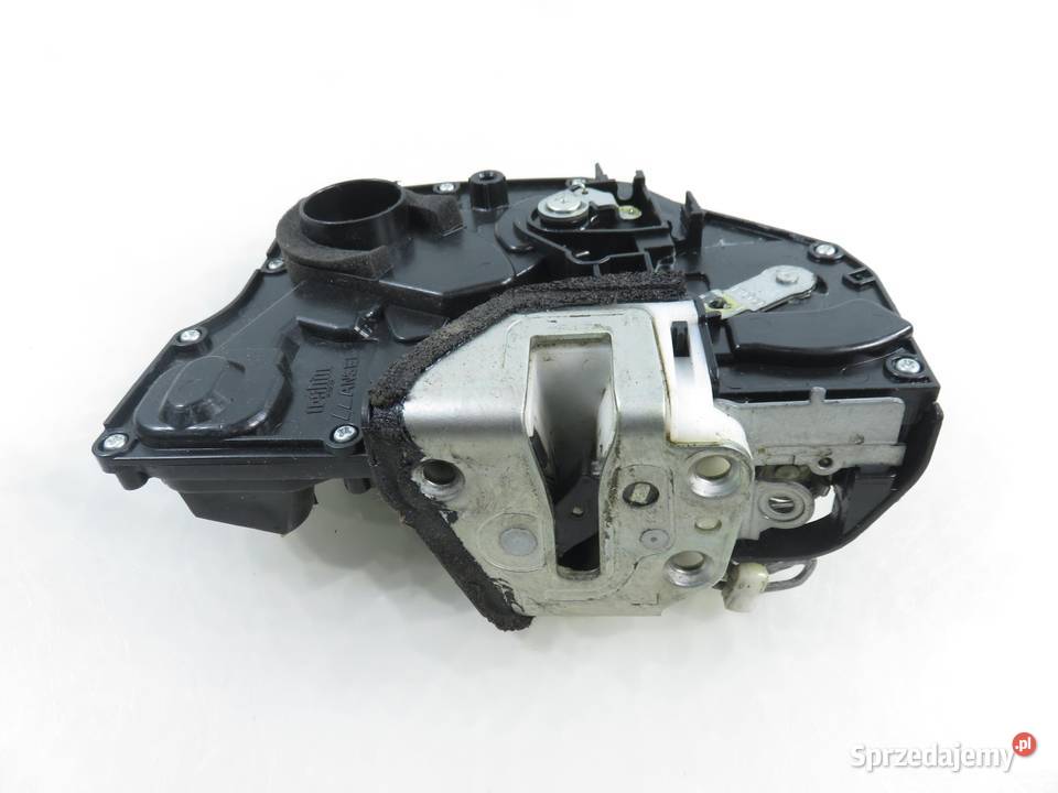 ZAMEK LEWY PRZEDNI SUZUKI SWIFT III osobowe