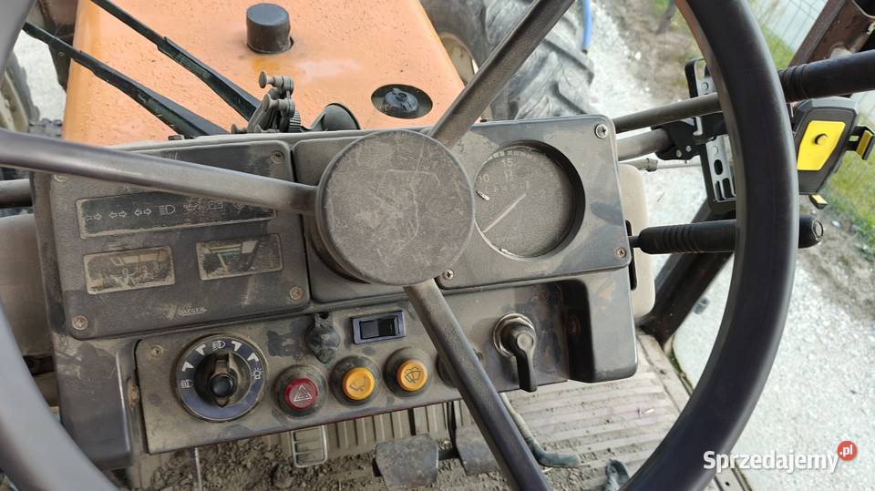 Ranault 11312 13314 przedni tuz 120 rolnika Reno Rokszyce Drugie